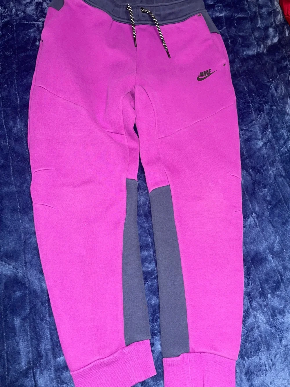 NIKE TECH SET SZ L